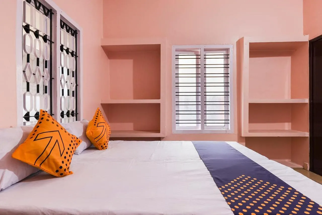 Spot On 68111 Jeena Motels Kollam Ξενοδοχείο